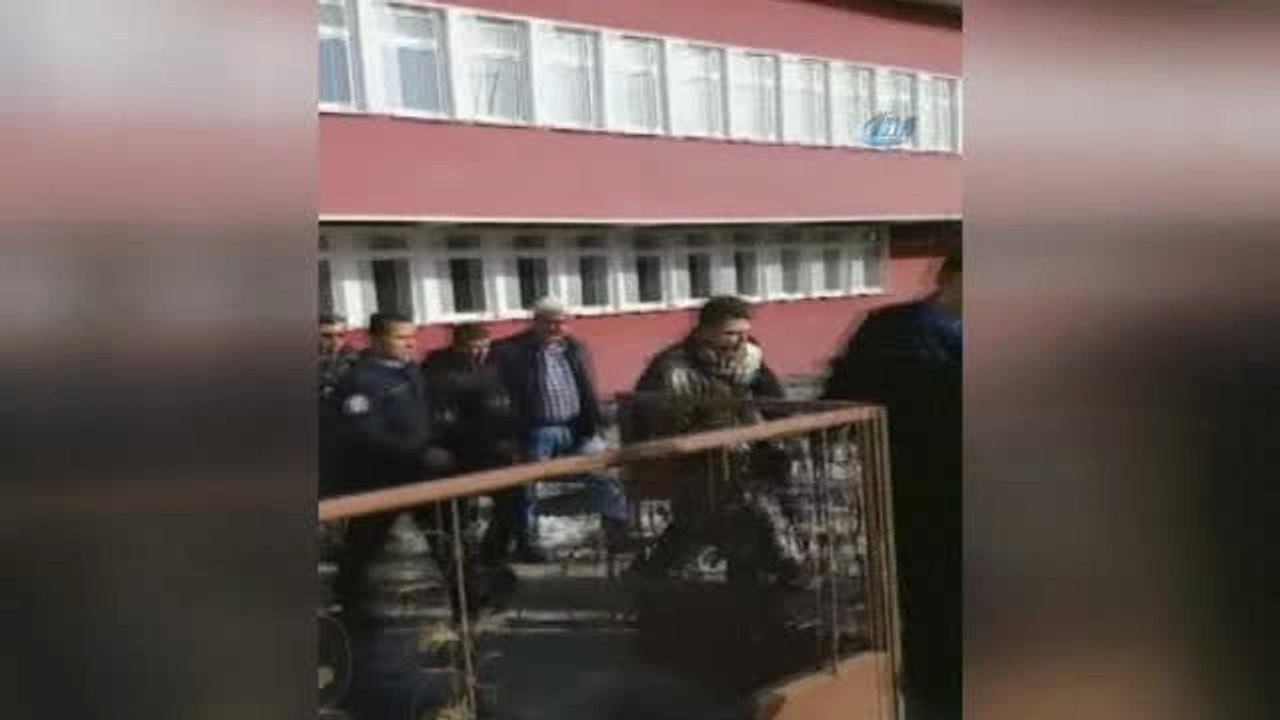 Kan Davası Can Aldı... İki Kardeş Anne ve Babalarını Öldüren Şahsı Öldürdü