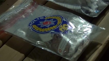 Polisten Kaçan Şüpheliler Kovalamaca Sonucu Yakalandı