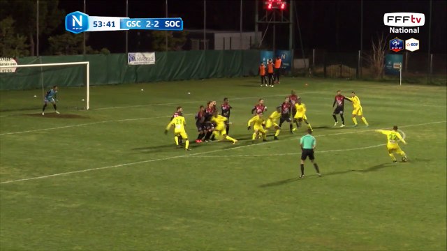 Coup franc d'AMIRI qui passe juste au dessus