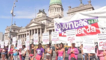 Mujeres argentinas convocan con "semaforeada" feminista a paro del 8 de marzo