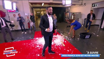TPMP : bataille géante de boules de neige