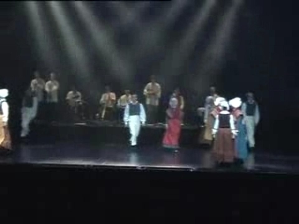 DANSE BRETONNE - Saint-Caradec 2006