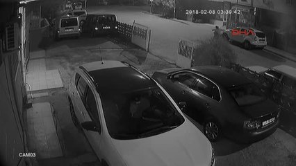 Mersin Bir Gecede 14 Aracın Lastiği Kesen 3 Kişi, Yakalandı