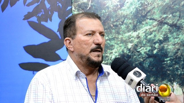 Prefeito anuncia atrações do carnaval de Bom Jesus