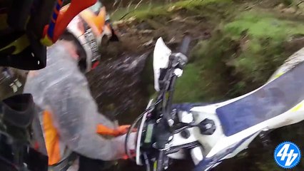 TWO STROKE | Husqvarna TE250i at Mick Extance Experience