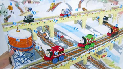 NEW 24 THOMAS AND FRIENDS MINIS CHRISTMAS THOMAS SANTA WINTER SNOW TRAINS