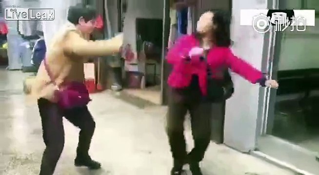 Acemi kamera video sitesi - Kung fu kadın