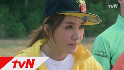 동하(박서준)를 위해 체육대회 상금을 노리는 지연(엄정화)