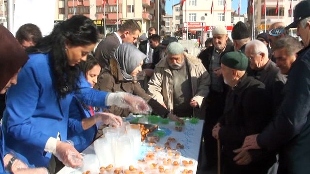 Afrin şehidi Akpınar için lokma dağıtıldı
