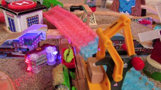 Cars for Kids | Magic Tracks Playset with Thomas and Friends | Fun Toy Cars for Kids