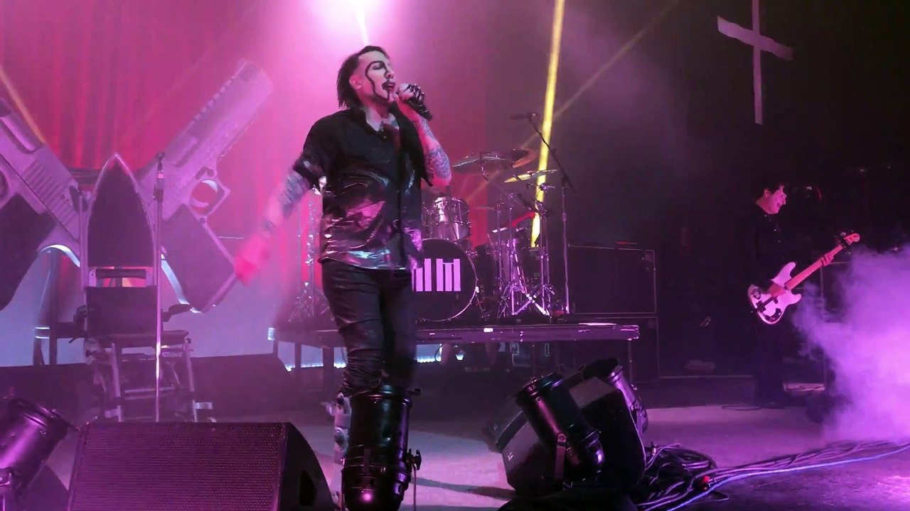 Marilyn Manson - Disposable Teens [Heaven Upside Down Tour]