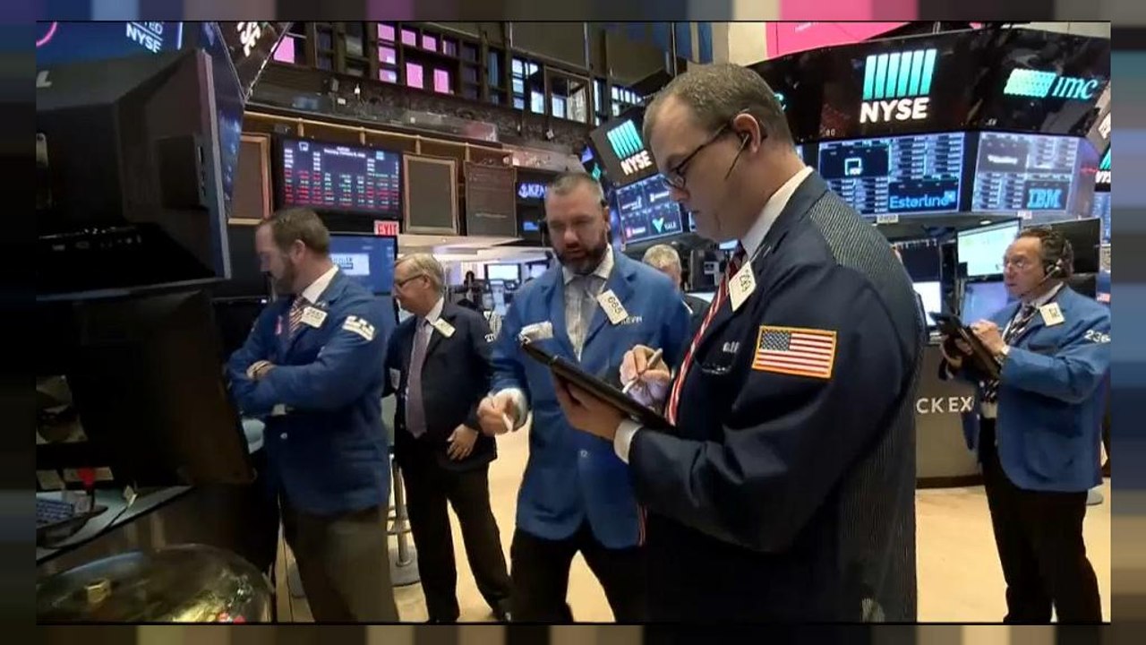 Wall Street bounces back a day after huge plunge