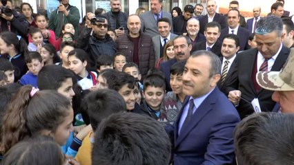 Tunceli'de şehit polisin ismi kütüphaneye verildi