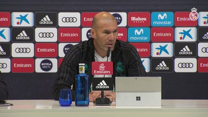 Zidane: "Quiero que Isco se quede toda la vida en el Real Madrid"