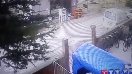 Konya'da Av Tüfeğiyle Market Soygunu - Soygun Anı Güvenlik Kamerasında