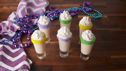 Celebrate Mardi Gras With King Cake Shots!