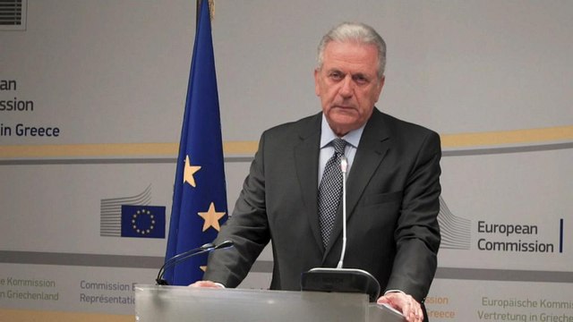Scandalo Novartis, Avramopoulos si difende