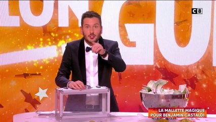 Maxime Guény : sa mallette magique qui fait apparaître des billets