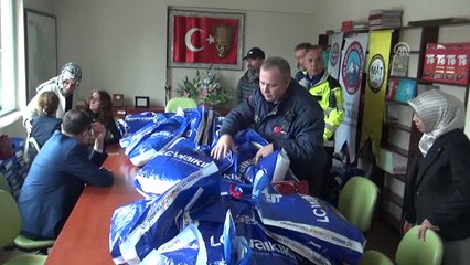 Manisa'da "Çocuklar Üşümesin" Kampanyası