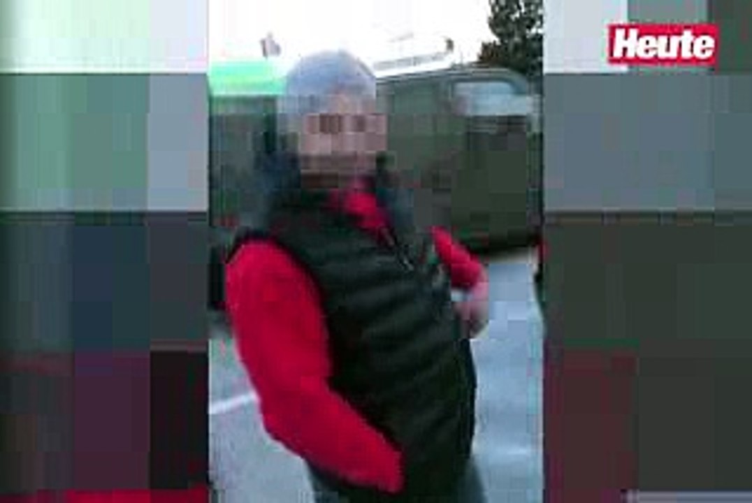 Warum zerstört Mann BMW in NÖ mit Spaten?