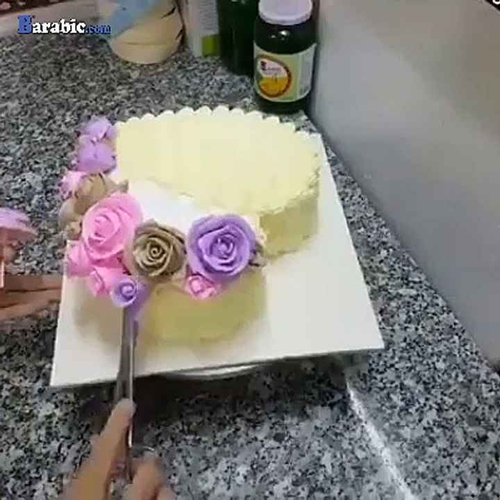 طريقة تزين الكيك ♥