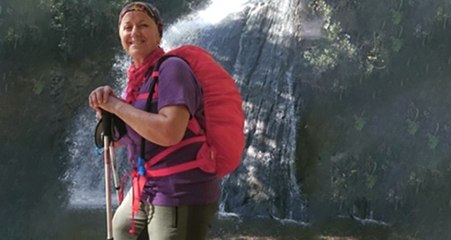 İzmir'de Esrarengiz Ölüm, Yaşlı Kadın Evinde Ölü Bulundu