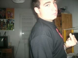 Version remix du doigt du rebel xD