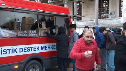 7 ülkeden 40 torunu Sultan 2'nci Abdülhamid Han'ın kabrini ziyaret etti