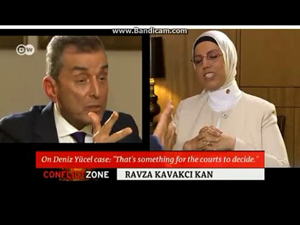 AKP Genel Başkan Yardımcısı Ravza Kavakçı'nın zor anları...