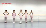 Chinese Little girls in dance class