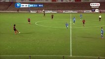 La frappe de LOIC GOUJON passe juste à coté des buts.