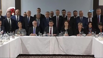 Metin Feyzioğlu;"Bizi Vurabilirler, Bizi Kırabilirler Ama Yüce Türk Milletinin Önünde And İçiyorum...