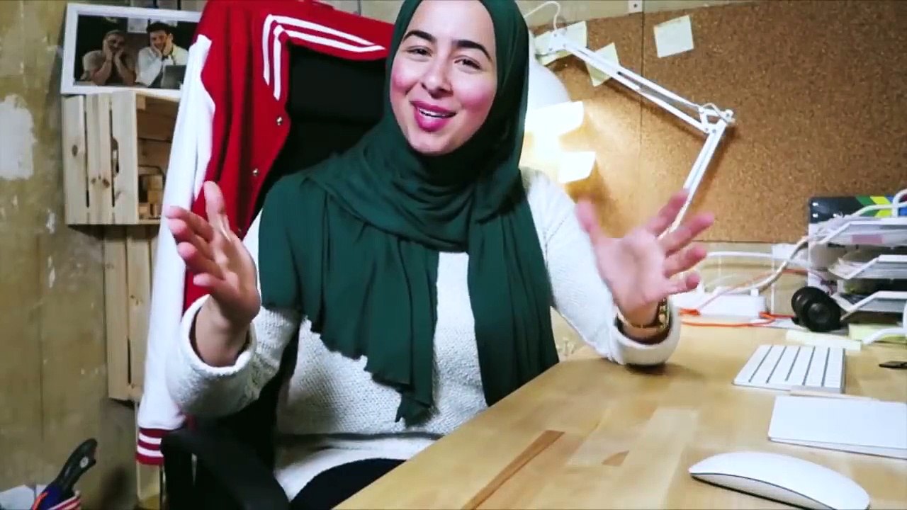 Kopftuchlose Frauen werden vom islamophoben Westen unterdrückt (Teaser, Vollversion auf DTUBE)