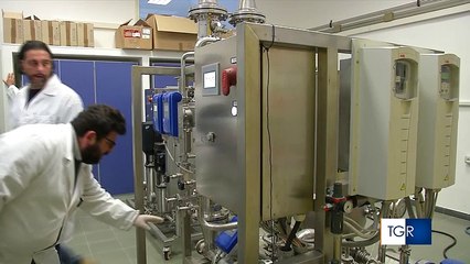 Puglia: plastiche biodegradabili riciclabili dagli scarti dei caseifici "così non pagheremo più la tassa, indipendenti dalle multinazionali del petrolio"