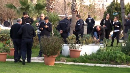 Ünlü restoranda yıkım manzaralı akşam yemeği