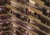 Choir Entertains Hotel With Rendition of 'The Star-Spangled Banner'