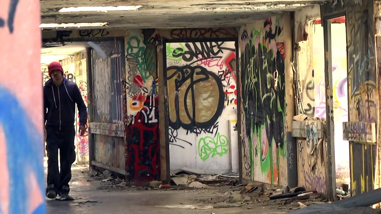 La vidéo fake de remi gaillard. " SANS AUCUNE RETOUCHE "