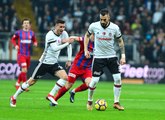 Beşiktaş Güle Oynaya