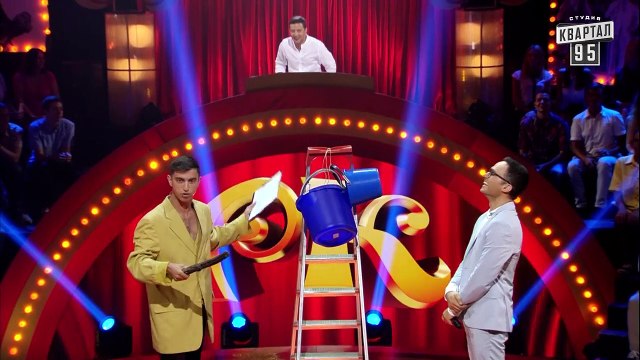 50 000 - Песни Потапа в переводе на немецкий порвали зал - Рассмеши Комика Лучшее