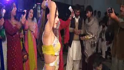 Yar maira chan-wrga t pind vich lgg gye low very beautifull song in the sindhi & very top class dance in mehik malik team.