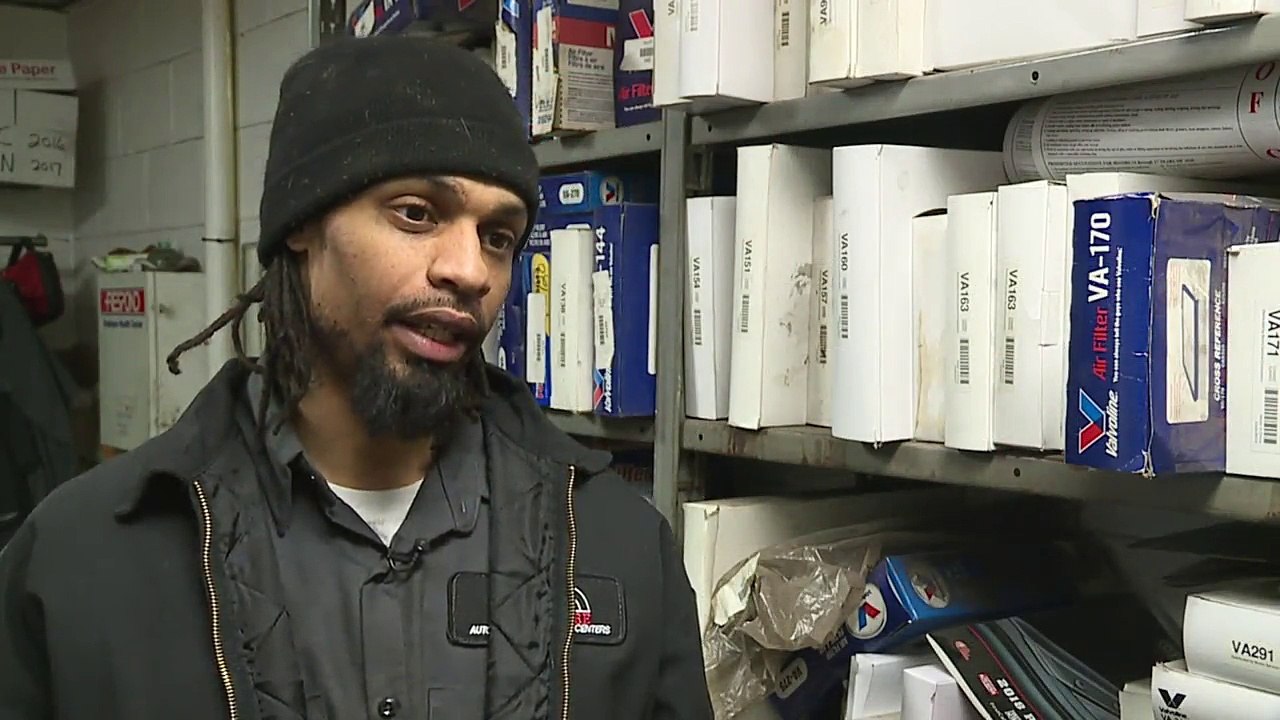 Ohio Police Release Sketch of Man Who Stole Car with Kids Inside