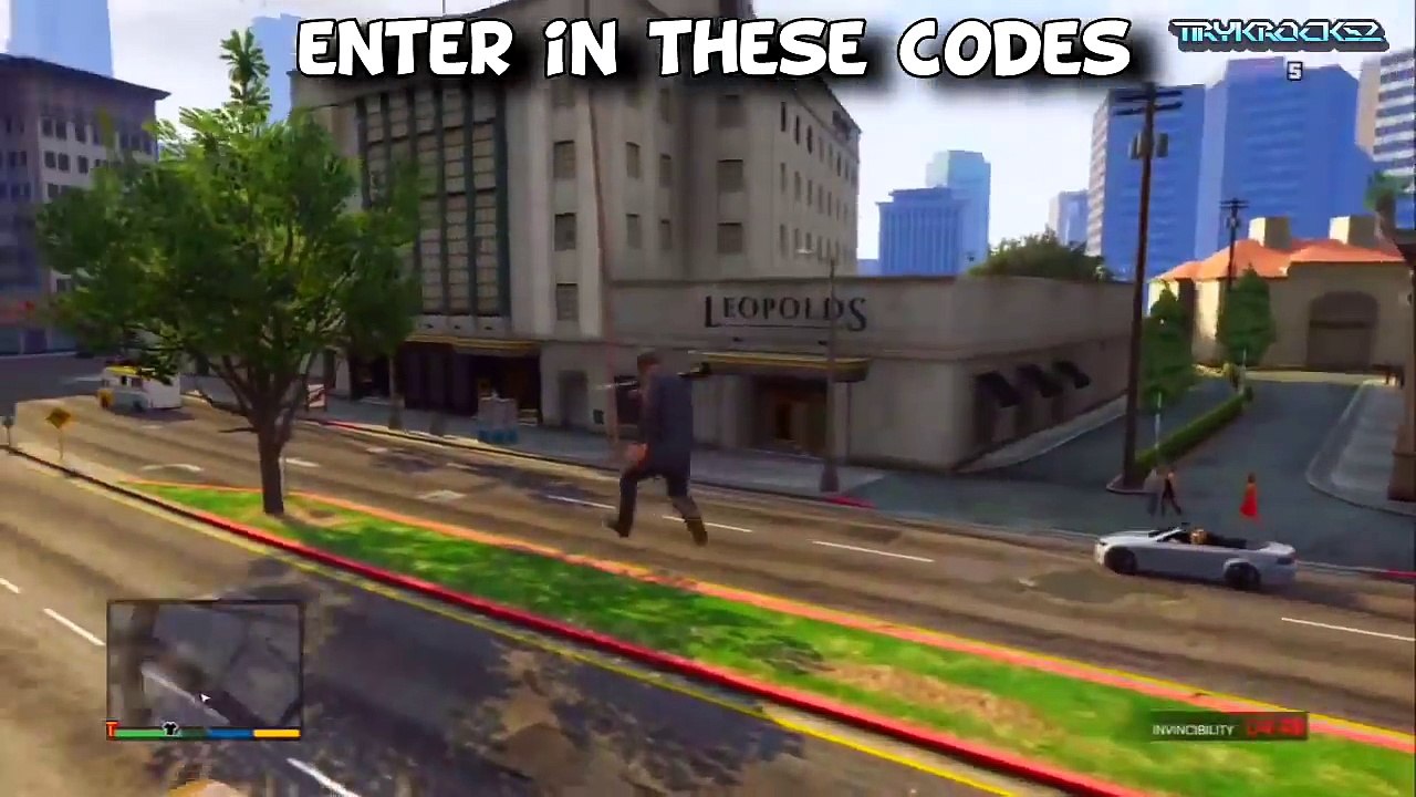 GTA 5: HOW TO BECOME THE HULK (Funny GTA V Cheat/Glitch)