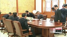 N. Korea's Kim Jong-un invites S. Korean president to Pyongyang in rare Blue House luncheon