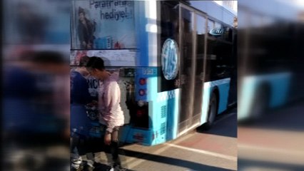 Antalya’da patenci gençlerin tehlikeli yolculuğu