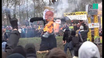 "Collomb au bûcher": les zadistes tout feu tout flamme pour fêter leur victoire
