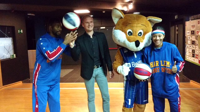 Les Harlem Globetrotters en promotion de leur spectacle à Mons-Hainaut 2