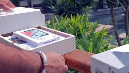 Google Pixel 2 XL Unboxing & First Look + GIVEAWAY #TeamPixel