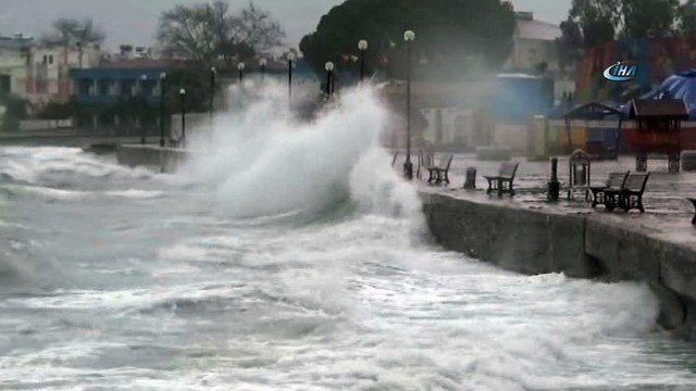 Lodos dev dalgalar oluşturdu