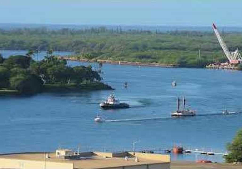 Traditional Hawaiian Canoe Sails Into Pearl Harbor For First Time