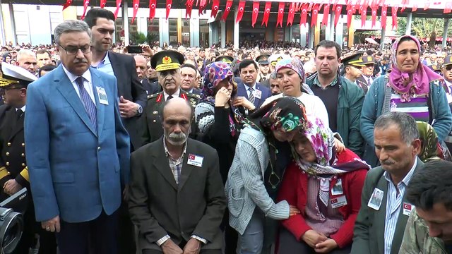 Şehitlerimizi uğurluyoruz - Şehit Piyade Astsubay Üstçavuş Hasan Kuş'un cenaze töreni- MERSİN